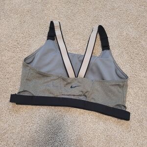 Nike Drifit Grey Medium Support Sports Bra Size Large